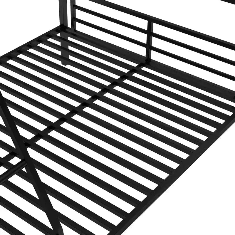 Letto a castello a L in metallo nero, da una piazza e mezzo/da una piazza e mezzo su una piazza e mezza, 3 posti letto, con scrivania integrata