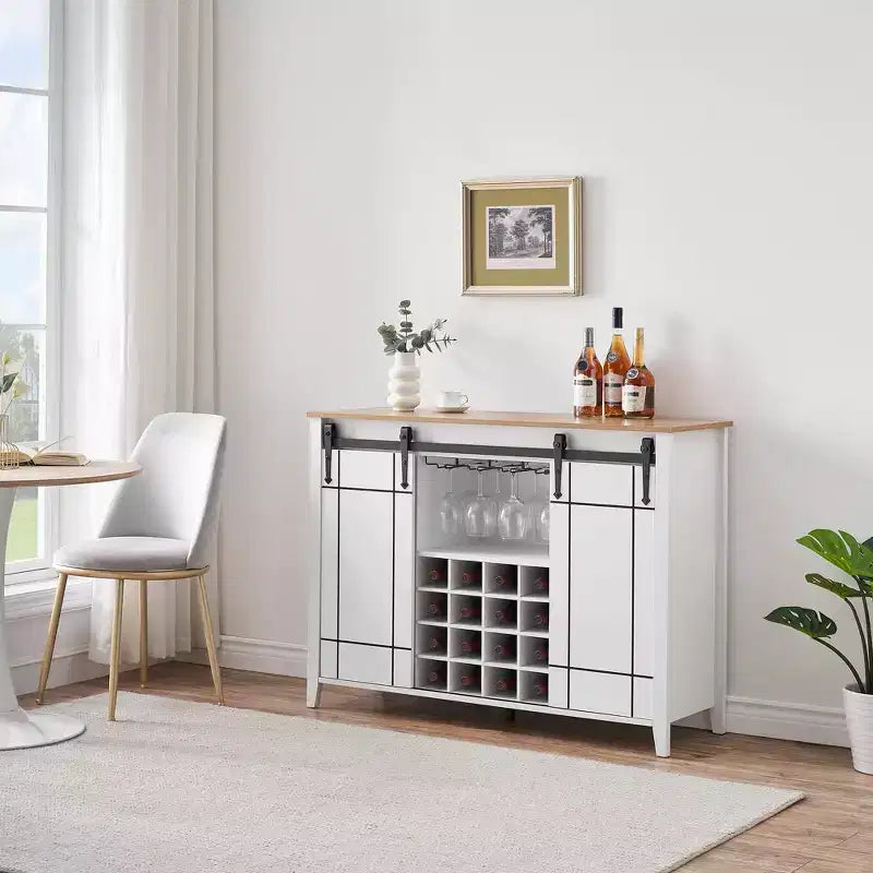 Mobile Bar con Ante Scorrevoli Stile Fienile, 2 Ante, Rovere Rustico Scuro / Rovere Rustico Chiaro / Bianco, Contiene 16 Bottiglie di Vino
