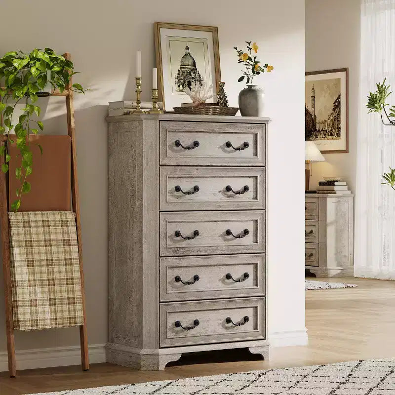 Cassettiera a 5 cassetti color bianco antico/marrone scuro/rovere rustico, stile vintage rustico, per un assemblaggio da 2 persone