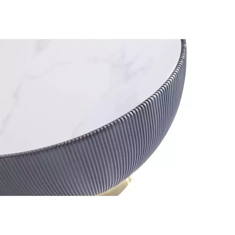 Tavolino rotondo in similpelle con piano effetto marmo – Crema / Grigio / Verde / Arancione